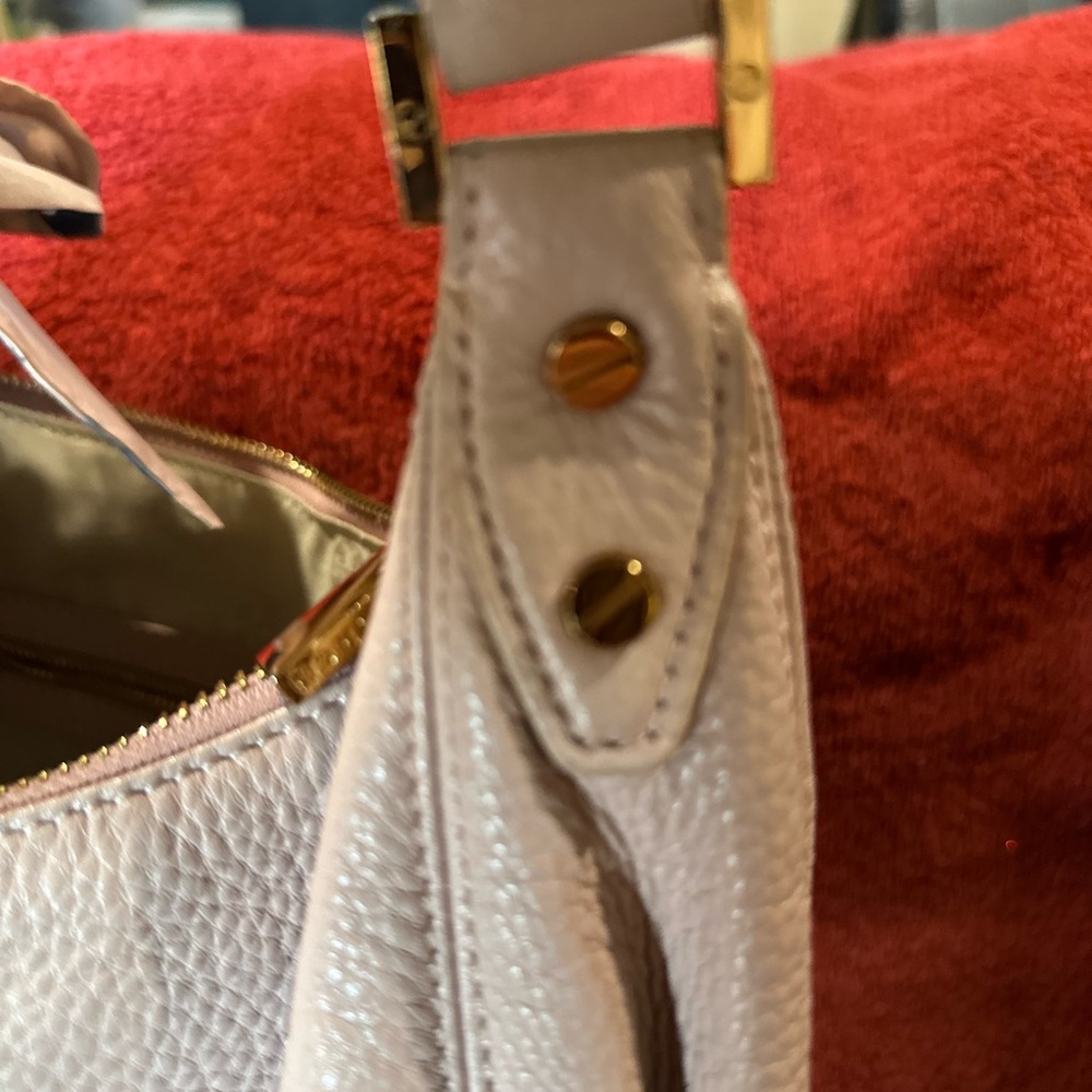 Tory Burch Dakota leather hobo in soft pink leather. One small transfer color. - Picture 7 of 7